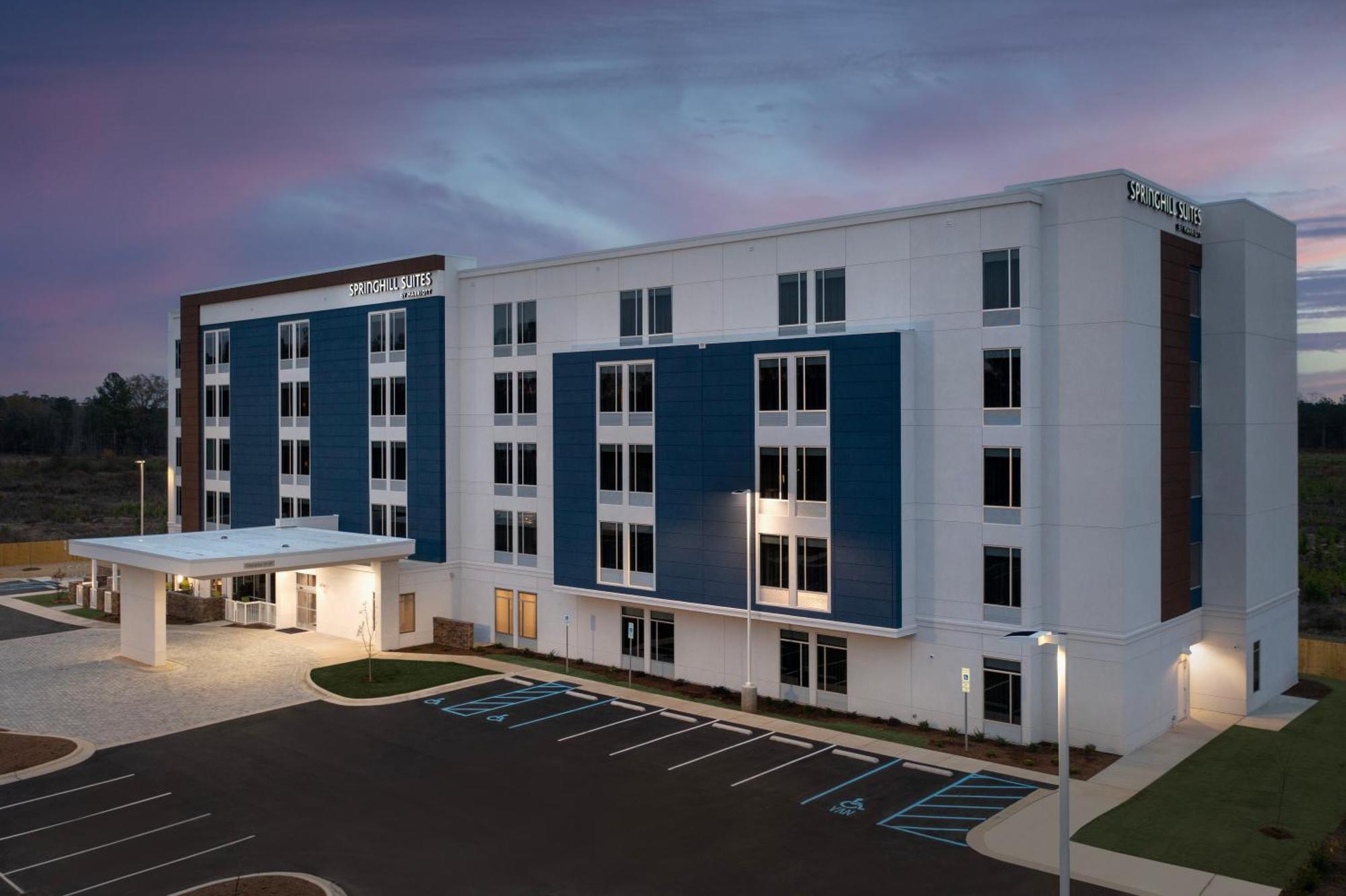 Springhill Suites By Marriott Fayetteville I-95 Exteriör bild